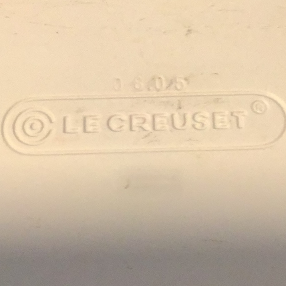 Le Creuset Red Baking Dish - Picture 3 of 4